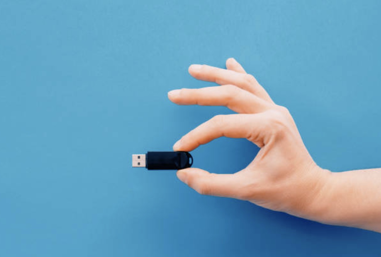 Transferindo estacas via PENDRIVE